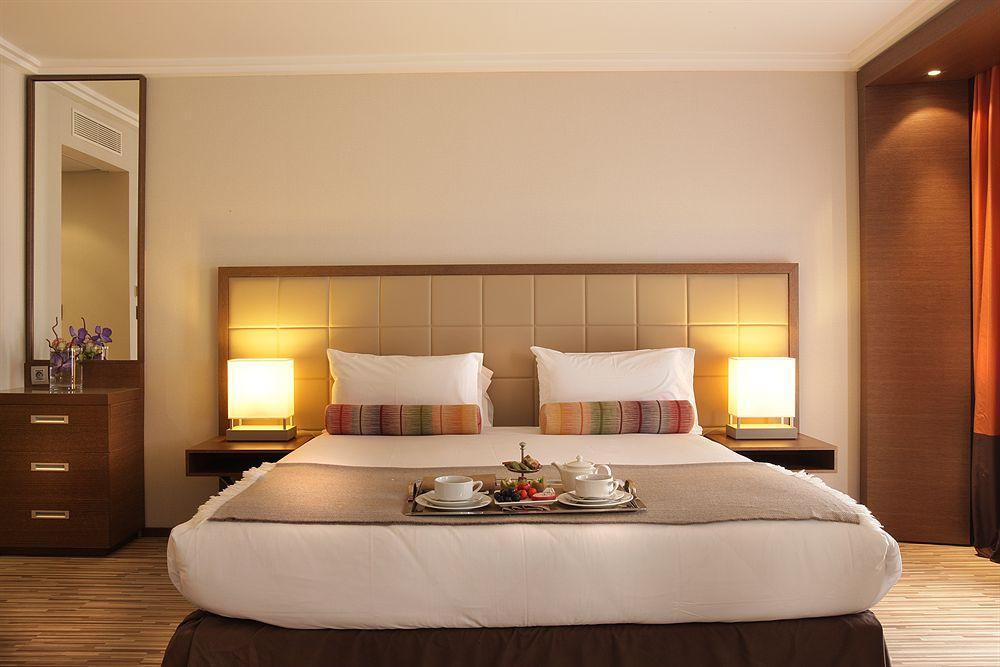 Ac Hotel By Marriott Ambassadeur Antibes - Juan Les Pins Bagian luar foto