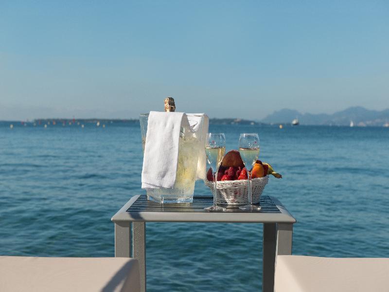 Ac Hotel By Marriott Ambassadeur Antibes - Juan Les Pins Bagian luar foto
