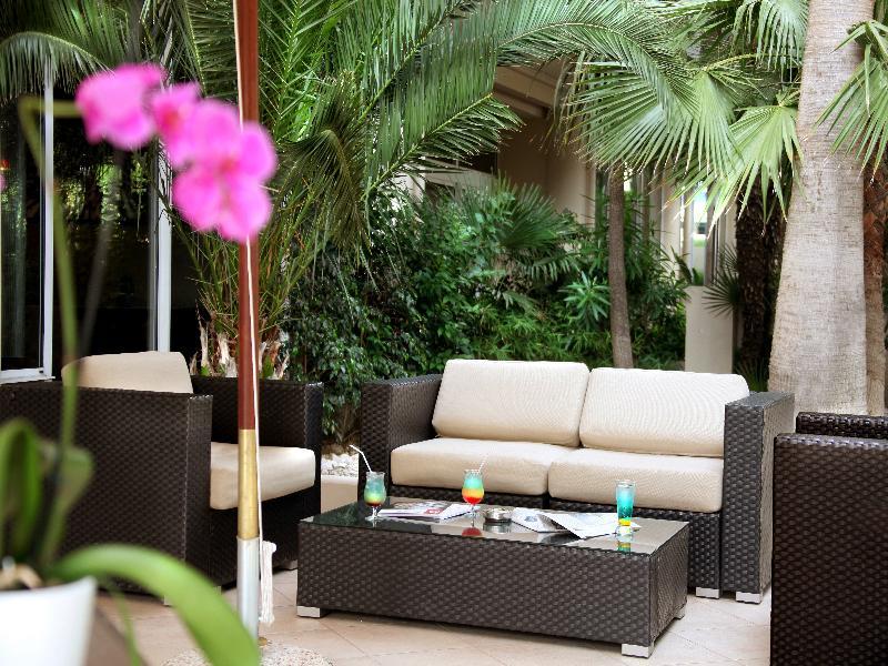 Ac Hotel By Marriott Ambassadeur Antibes - Juan Les Pins Bagian luar foto