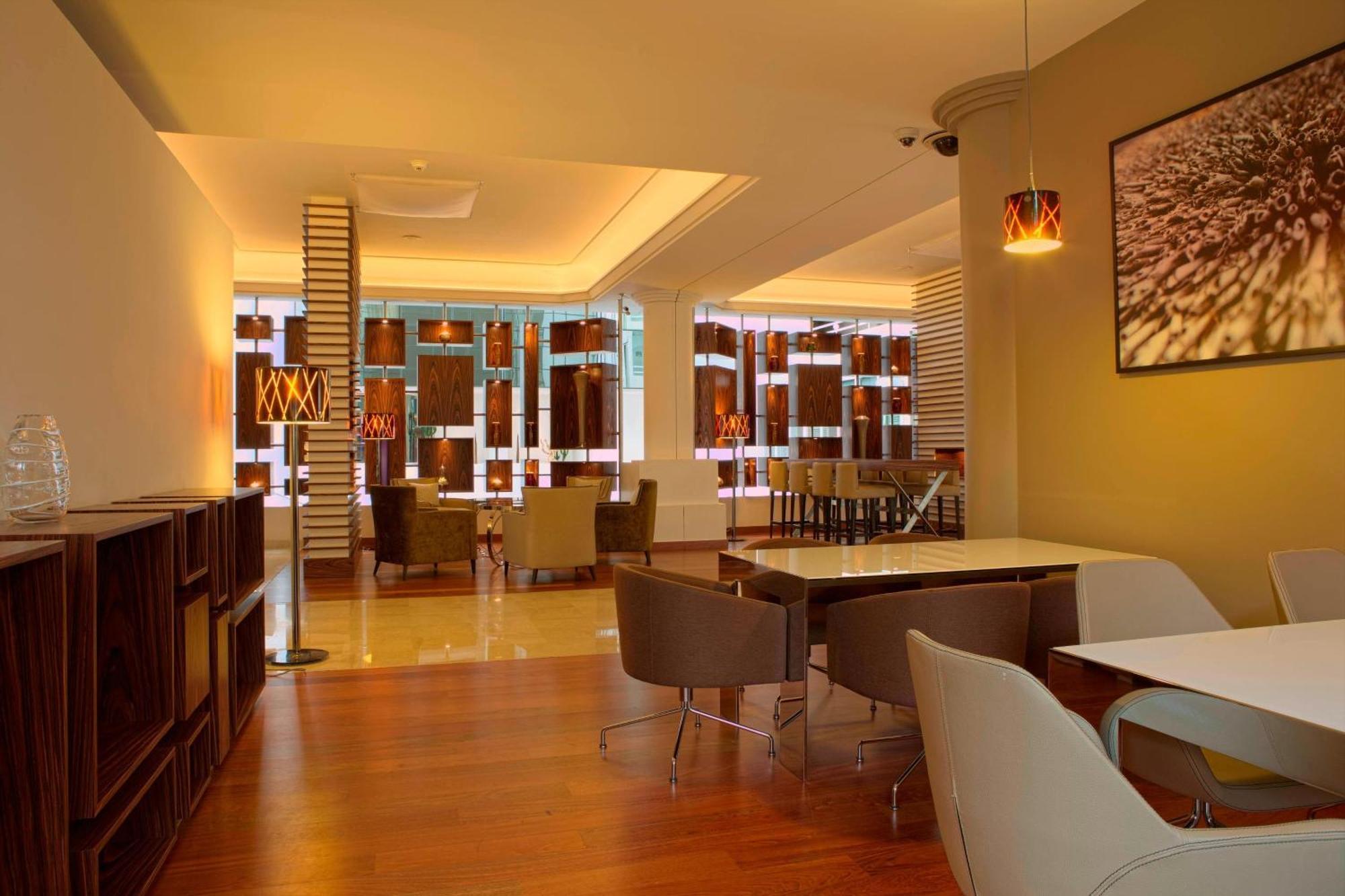 Ac Hotel By Marriott Ambassadeur Antibes - Juan Les Pins Bagian luar foto