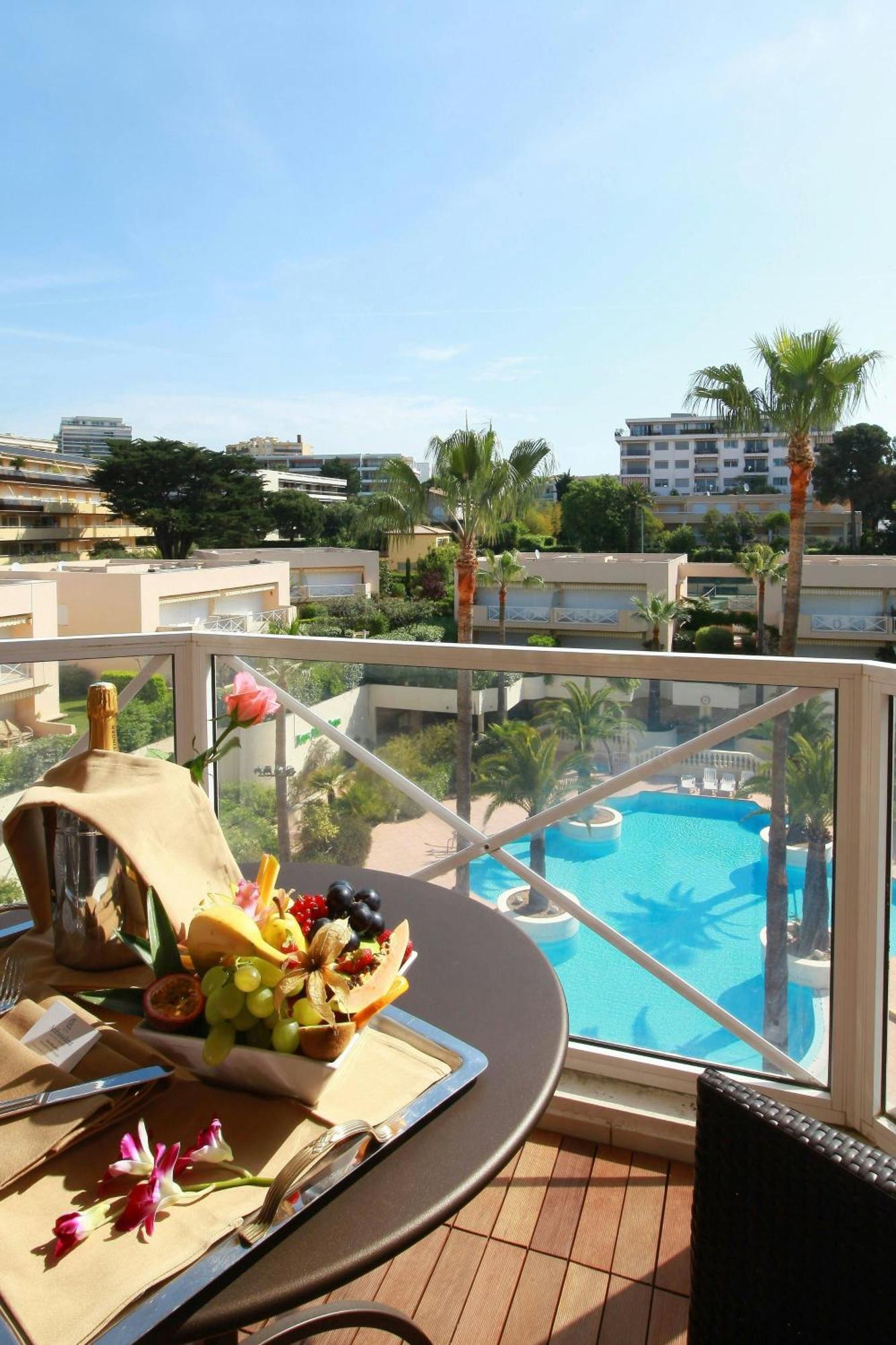 Ac Hotel By Marriott Ambassadeur Antibes - Juan Les Pins Bagian luar foto