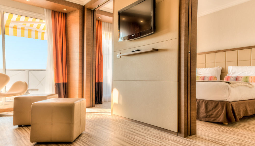 Ac Hotel By Marriott Ambassadeur Antibes - Juan Les Pins Bagian luar foto