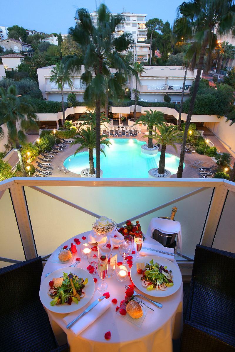 Ac Hotel By Marriott Ambassadeur Antibes - Juan Les Pins Bagian luar foto
